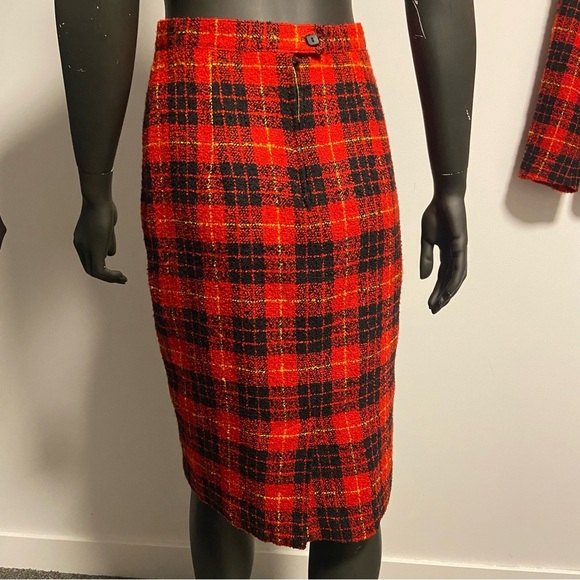 Vintage Red Plaid Wool Blazer Skirt Set – Made in Canada – Size 8 - Picture 3 of 11